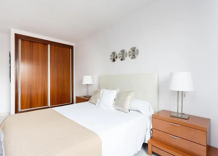 Home2book Bright Center Cruz, Wifi Apartament *