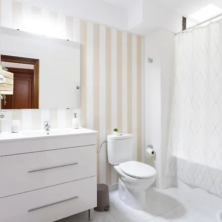 Home2book Bright Center Cruz, Wifi Daire *